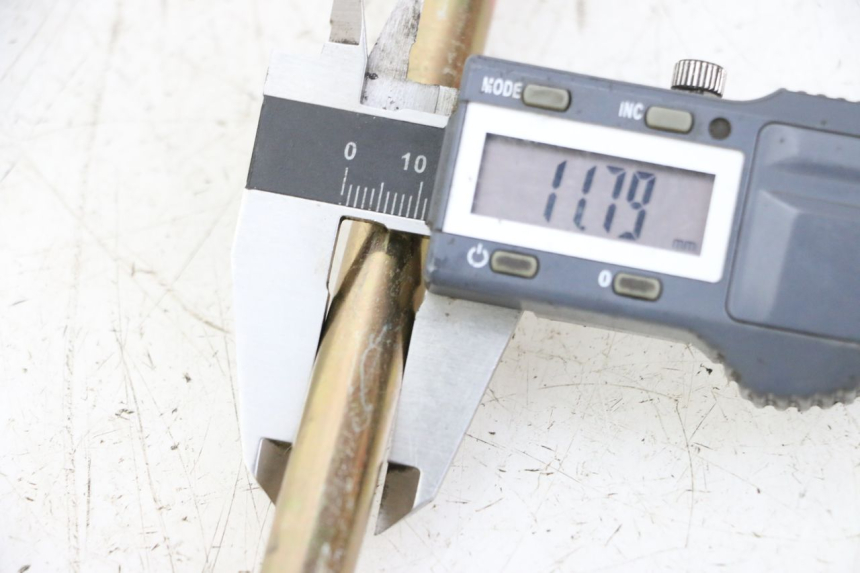 photo de FRONT WHEEL AXLE TNT MOTOR BOSTON 4T 50 (2018 - 2025) - Component detail