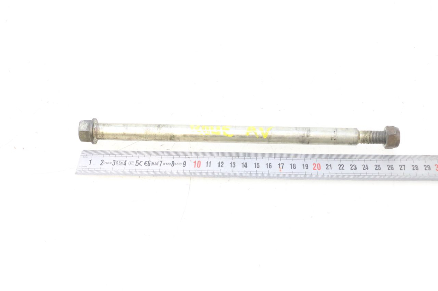 photo de FRONT WHEEL AXLE PEUGEOT TREKKER TKR 50 (2005 - 2014) - Alternative perspective