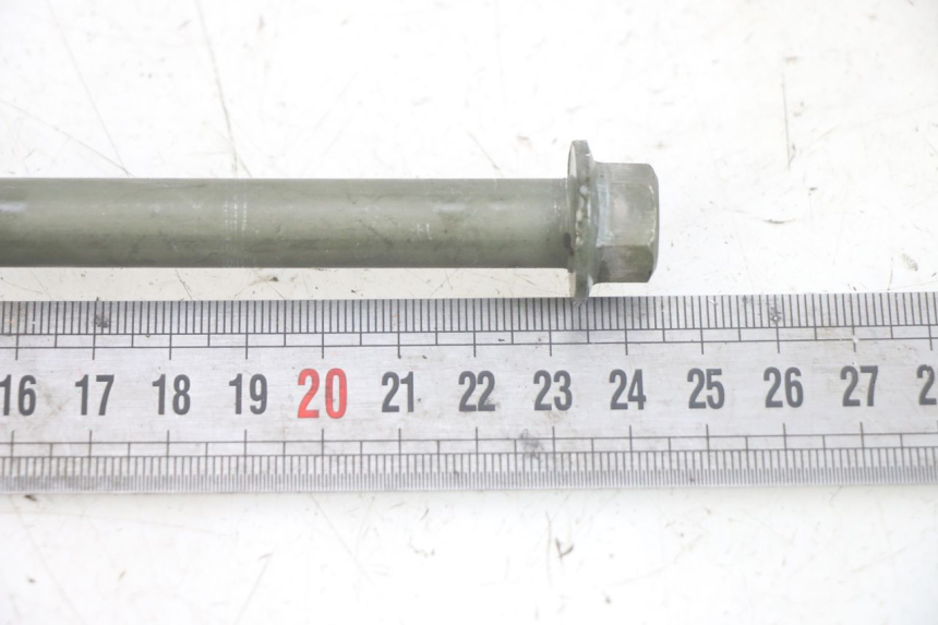 photo de FRONT WHEEL AXLE PEUGEOT TWEET 4T 50 (2014 - 2019) - Component detail