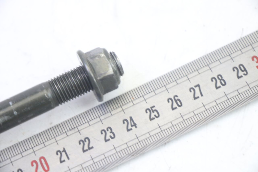 photo de FRONT WHEEL AXLE PEUGEOT TWEET PRO EFI 4T 50 (2021 - 2022) - Alternative perspective