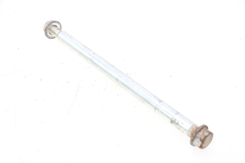 photo de FRONT WHEEL AXLE PIAGGIO TYPHOON 50 (2000 - 2009) - Technical close-up