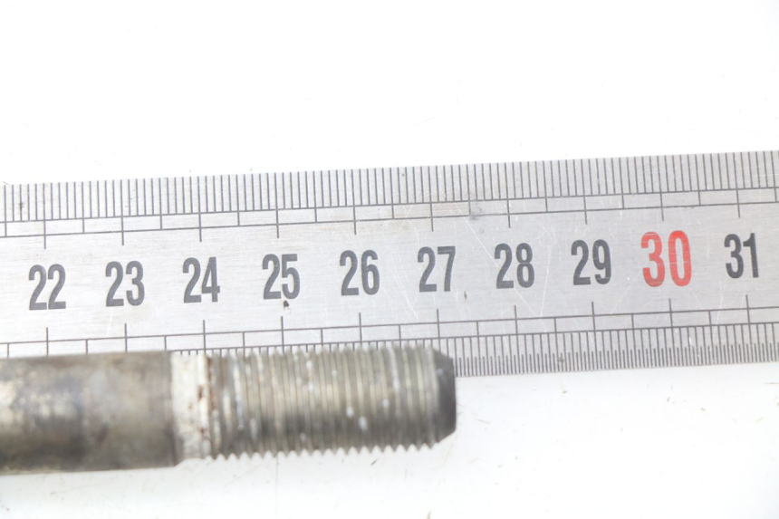 photo de FRONT WHEEL AXLE YAMAHA X-MAX XMAX 125 (2010 - 2013) - Component detail