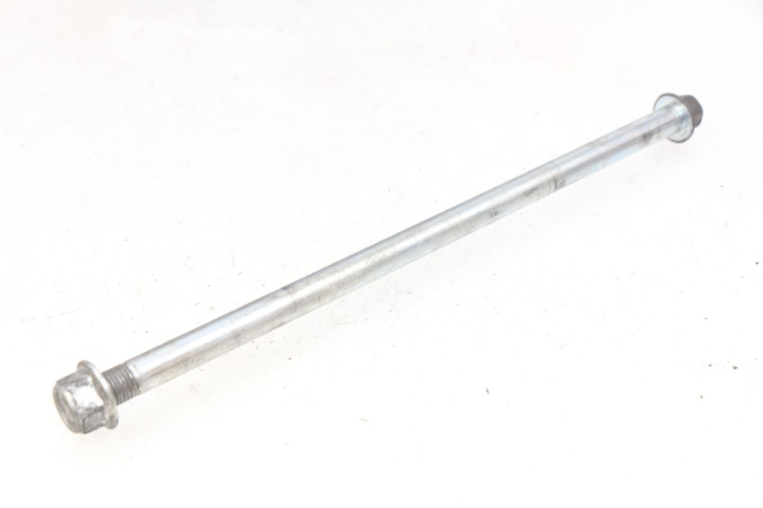 photo de FRONT WHEEL AXLE TGB X-MOTION XMOTION 125 (2008 - 2014) - Technical close-up