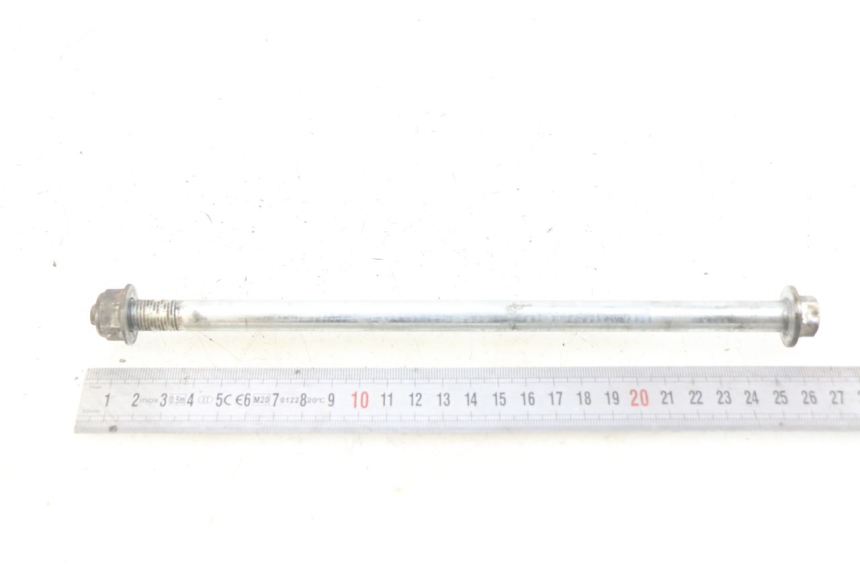 photo de FRONT WHEEL AXLE SYM X-PRO 4T 50 (2014 - 2021) - Alternative perspective