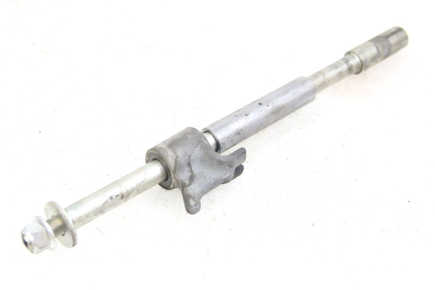 photo de FRONT WHEEL AXLE YAMAHA XP T-MAX TMAX 500 (2004 - 2007) - Main view