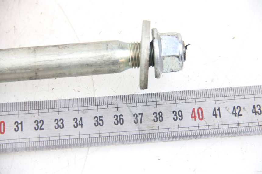 photo de FRONT WHEEL AXLE YAMAHA XP T-MAX TMAX 500 (2004 - 2007) - Product overview