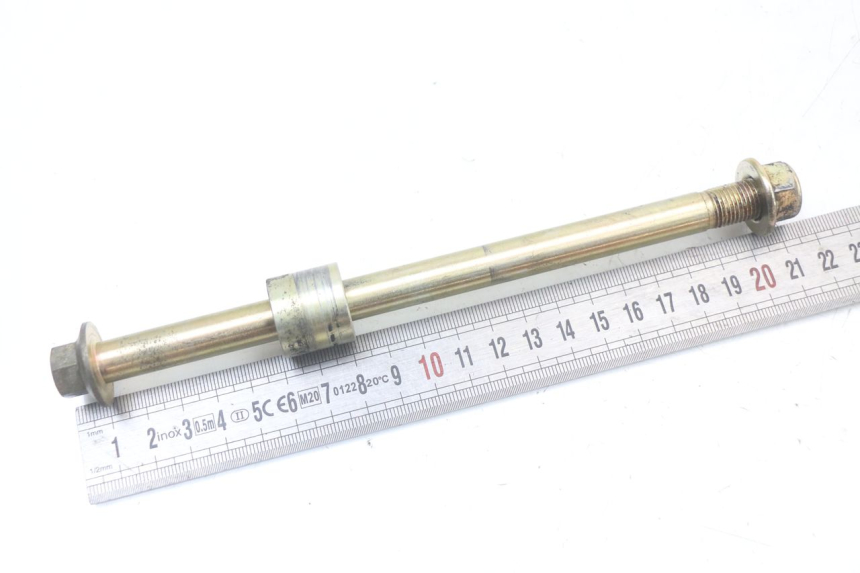 photo de FRONT WHEEL AXLE SYM XS 125 (2007 - 2016) - Component detail