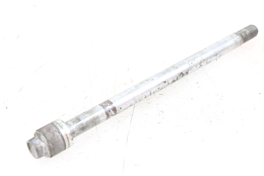 photo de FRONT WHEEL AXLE YAMAHA XVS DRAG STAR DRAGSTAR 650 (1997 - 2007) - Main view