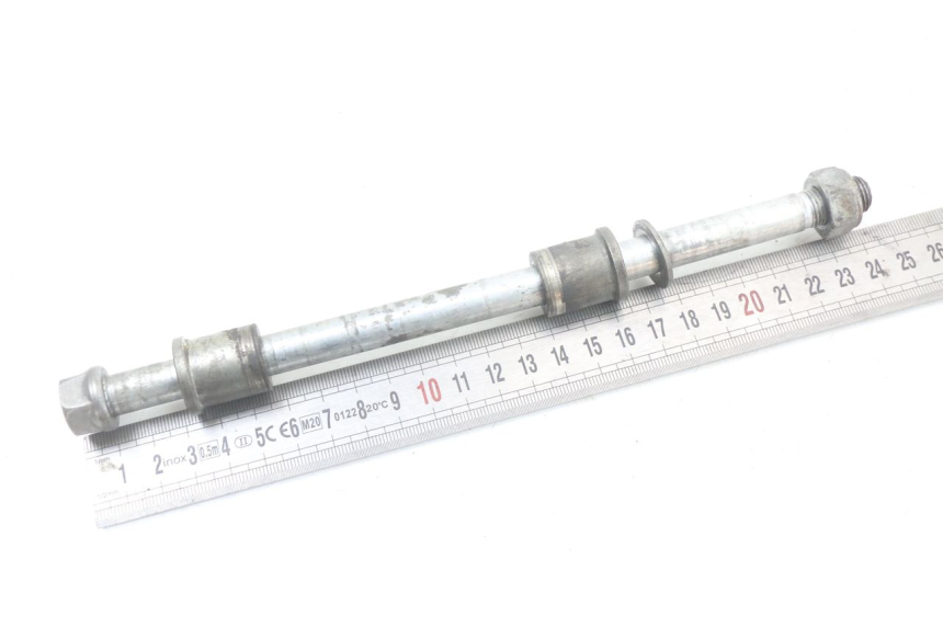 photo de FRONT WHEEL AXLE YAMAHA YZ 85 (2002 - 2018) - Component detail