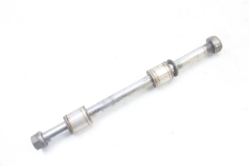 photo de FRONT WHEEL AXLE YAMAHA YZ 85 (2022 - 2025) - Main view