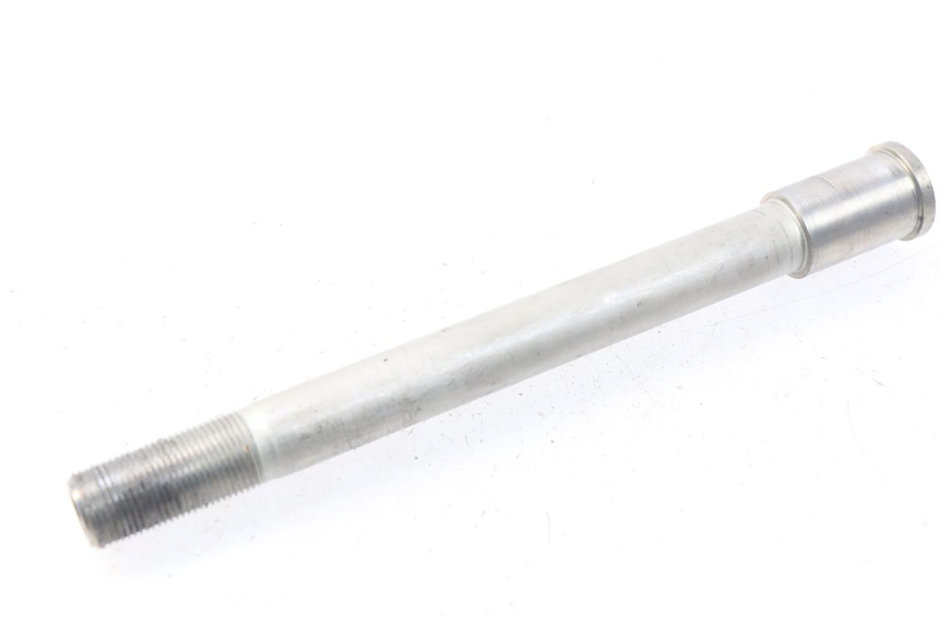 photo de FRONT WHEEL AXLE KAWASAKI Z Z900 900 (2017 - 2019) - Main view