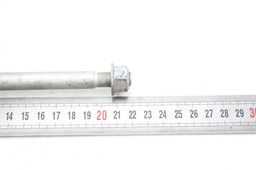 photo de FRONT WHEEL AXLE PIAGGIO ZIP 4T 50 (2018 - 2020) - Fixing points details