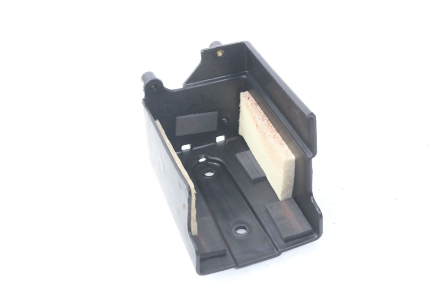 photo de BATTERY BOX HYOSUNG AQUILA GV 125 (2009 - 2016) - Component detail
