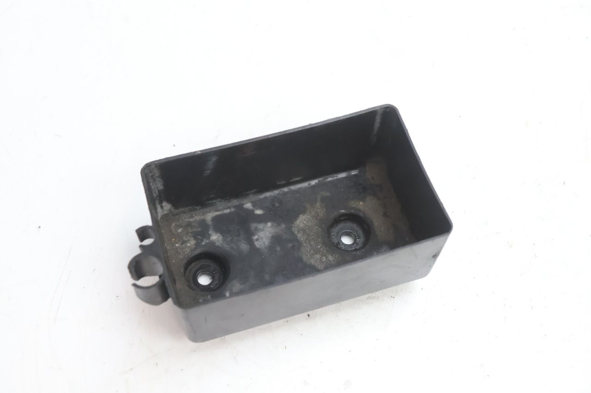 photo de BATTERY BOX MBK BOOSTER SPIRIT 50 (1996 - 1999) - Component detail