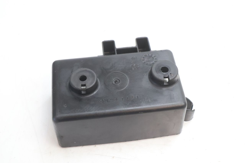 photo de BATTERY BOX MBK BOOSTER SPIRIT 50 (1996 - 1999) - Zoom on usage condition
