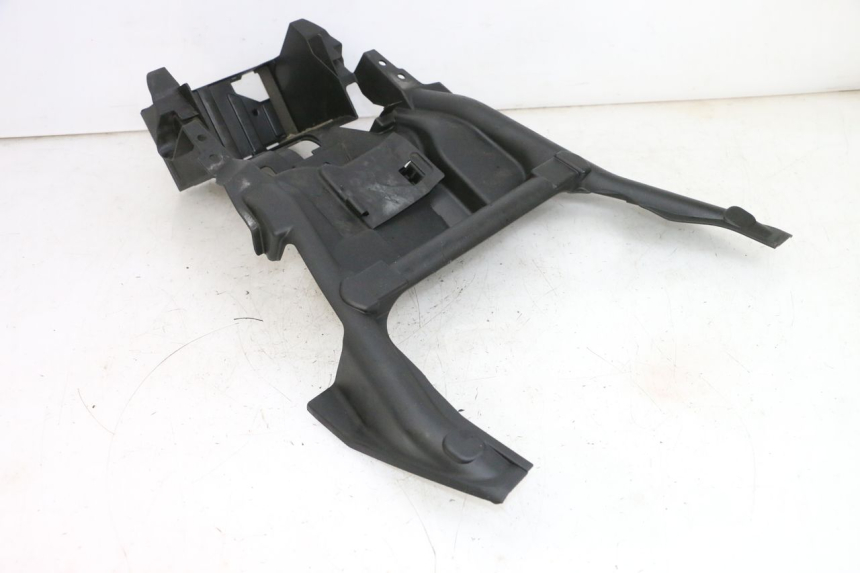 photo de BATTERY BOX SUZUKI BURGMAN 650 (2013 - 2020) - Product overview