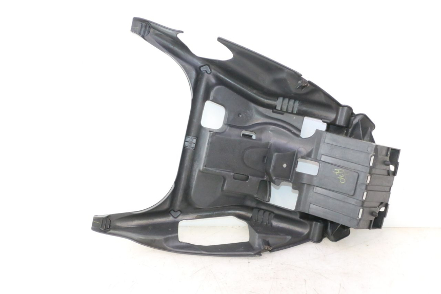 photo de BATTERY BOX SUZUKI BURGMAN EXECUTIVE ABS 650 (2006 - 2012) - Alternative perspective
