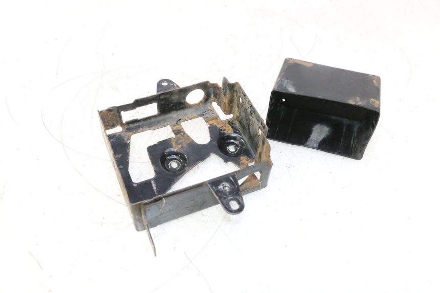 photo de BATTERY BOX HONDA CB TWO FIFTY 250 (1991 - 2002) - Zoom on usage condition