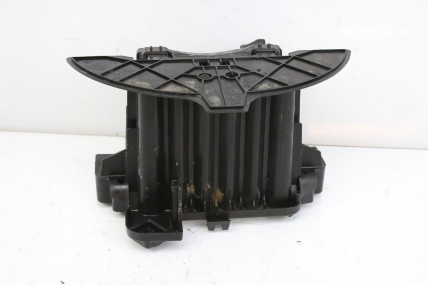 photo de BATTERY TRAY PEUGEOT CITYSTAR 50 (2013 - 2017) - Technical close-up