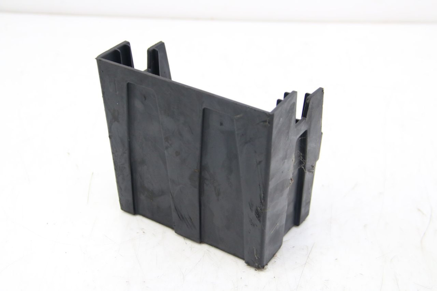 photo de BATTERY TRAY PEUGEOT CITYSTAR 50 (2013 - 2017) - Alternative perspective