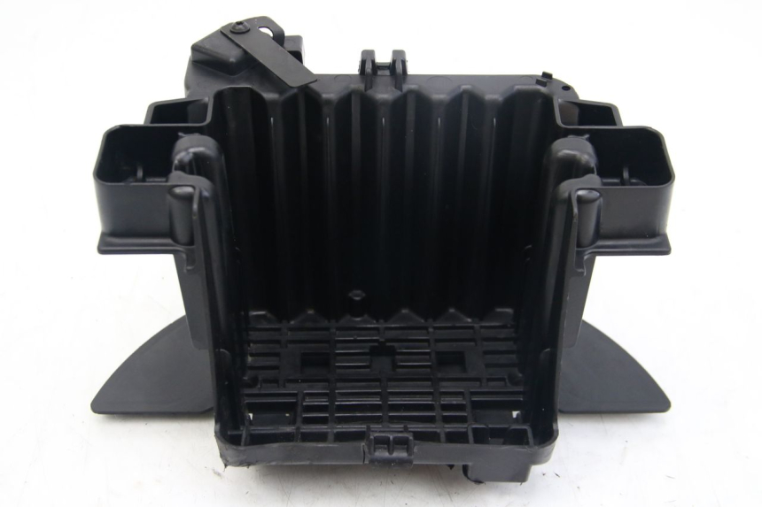 photo de BATTERY TRAY PEUGEOT CITYSTAR 50 (2013 - 2017) - Technical close-up