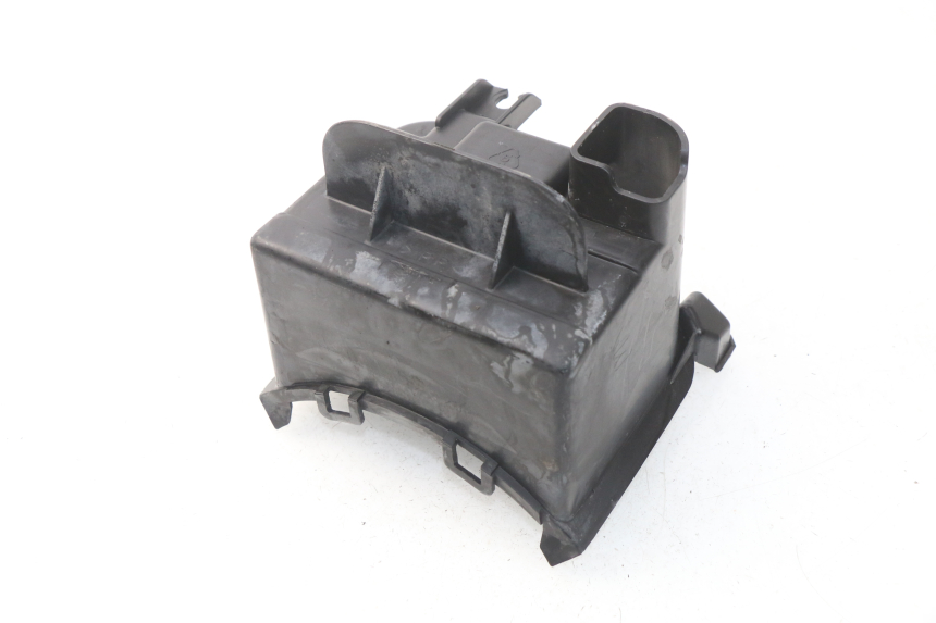 photo de BATTERY BOX YAMAHA CYGNUS X INJECTION 125 (2007 - 2013) - Alternative perspective