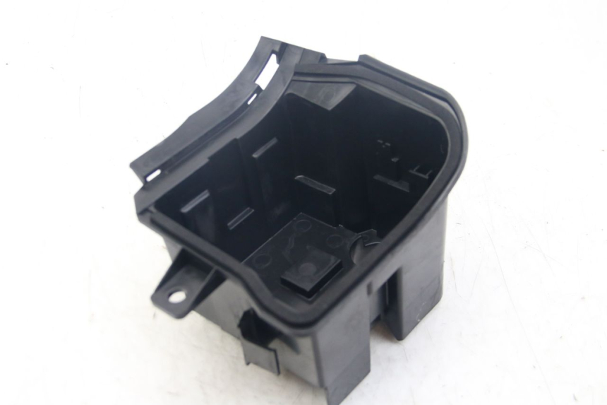 photo de BATTERY TRAY YAMAHA D'ELIGHT DELIGHT 125 (2017 - 2020) - Zoom on usage condition
