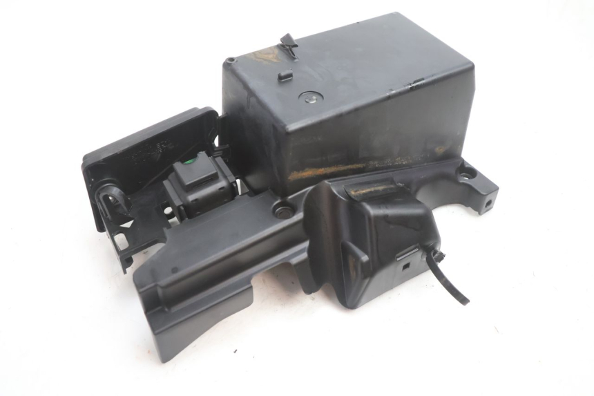 photo de BATTERY BOX KAWASAKI ER-6 ER6 N 650 (2005 - 2009) - Product overview