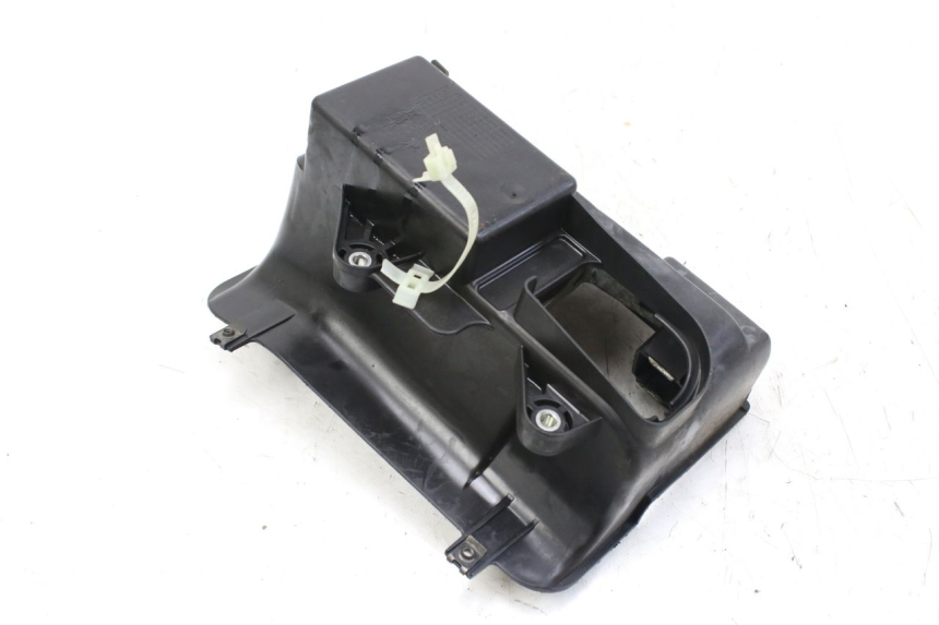 photo de BATTERY TRAY HONDA FES S-WING SWING ABS 125 (2007 - 2015) - Zoom on usage condition