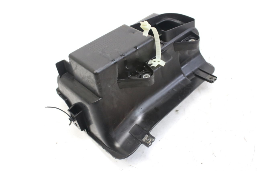 photo de BATTERY TRAY HONDA FES S-WING SWING ABS 125 (2007 - 2015) - Alternative perspective