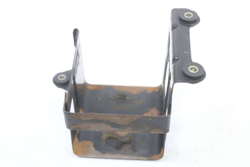 photo de BATTERY BOX SUZUKI GSX E 250 (1982 - 1983) - Zoom on usage condition