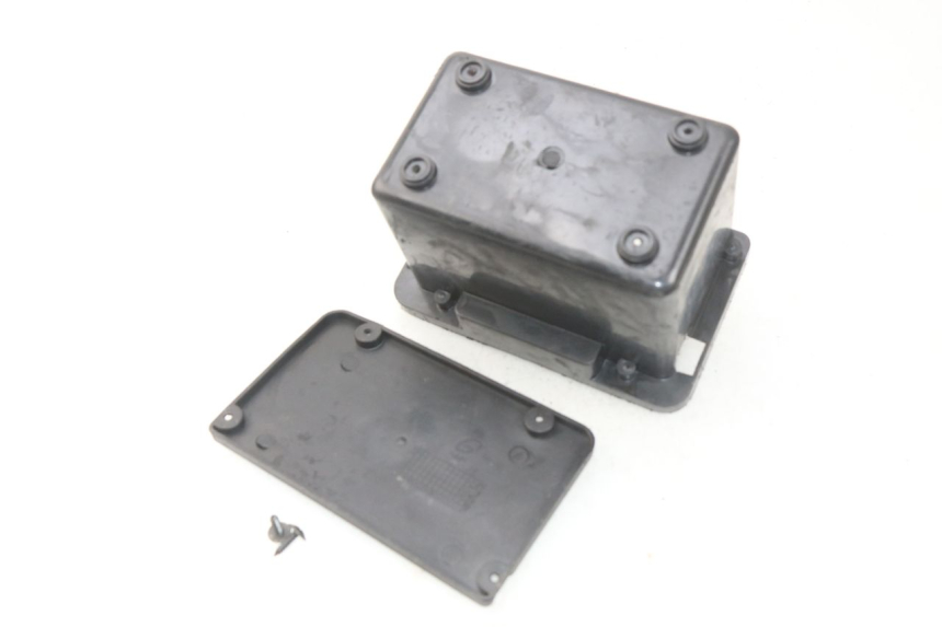 photo de BATTERY BOX JONWAY GTX 2T 50 (2014 - 2020) - Zoom on usage condition