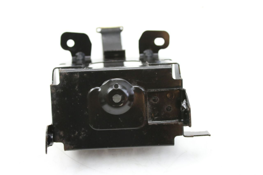 photo de BATTERY TRAY SYM HUSKY 125 (1999 - 2005) - Alternative perspective