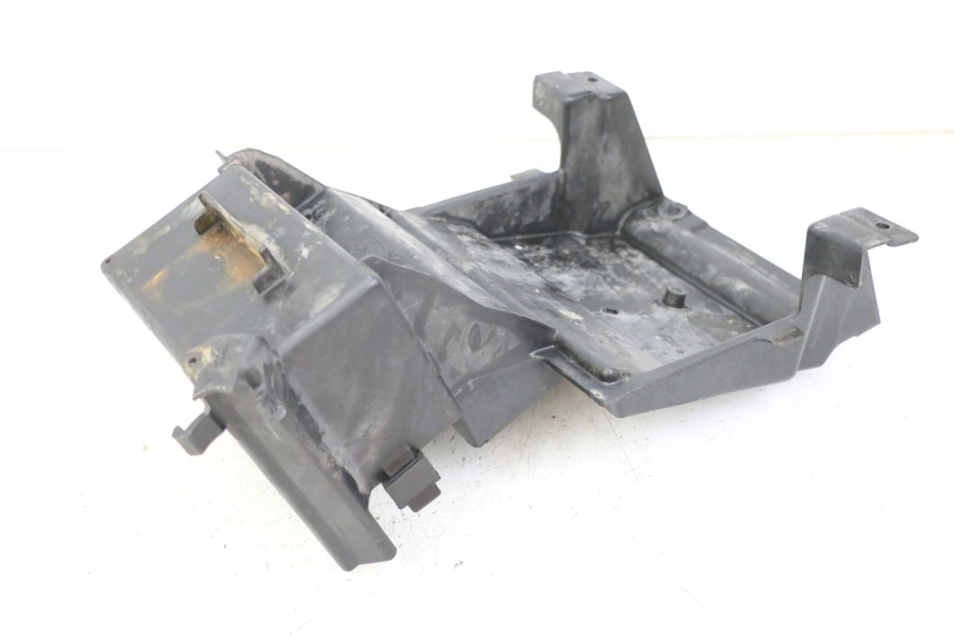photo de BATTERY TRAY KAWASAKI ZR7 ZR-7 S 750 (1999 - 2004) - Zoom on usage condition