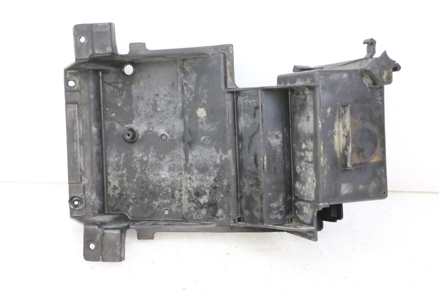 photo de BATTERY TRAY KAWASAKI ZR7 ZR-7 S 750 (1999 - 2004) - Technical close-up