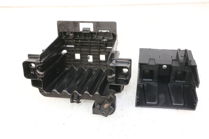 photo de BATTERY TRAY PEUGEOT CITYSTAR 2T 50 (2018 - 2021) - Main view