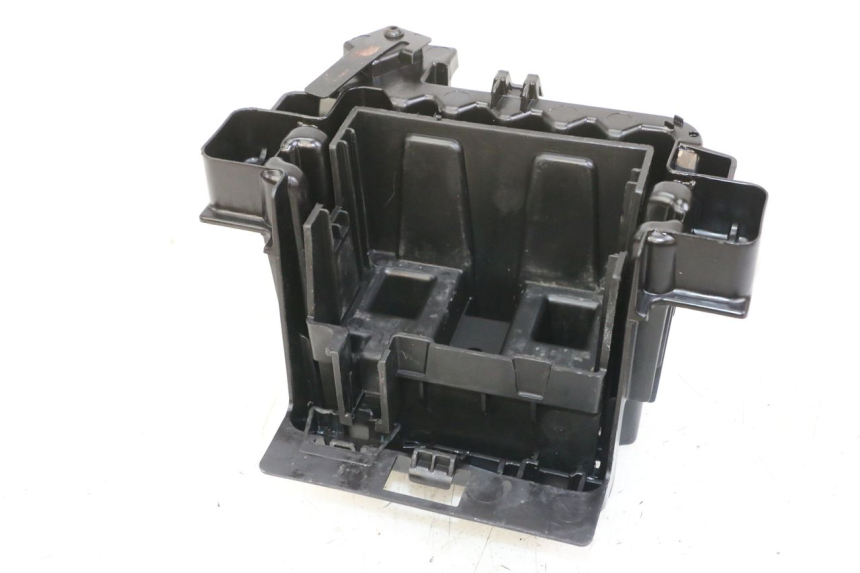 photo de BATTERY TRAY PEUGEOT CITYSTAR 2T 50 (2018 - 2021) - Zoom on usage condition