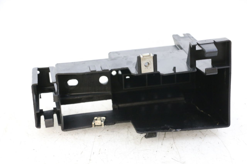 photo de BATTERY BOX PEUGEOT TREKKER TKR 50 (2005 - 2014) - Main view