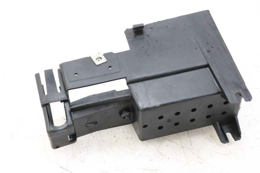 photo de BATTERY BOX PEUGEOT TREKKER TKR 50 (2005 - 2014) - Component detail