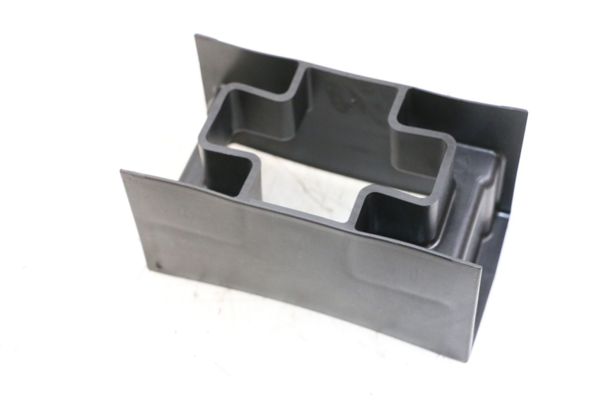 photo de BATTERY BOX PIAGGIO NRG POWER PUREJET 50 (2018 - 2021) - Zoom on usage condition