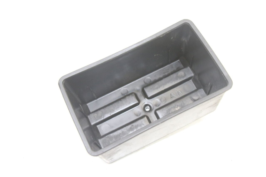 photo de BATTERY TRAY PIAGGIO VESPA LX 2T 50 (2005 - 2013) - Component detail