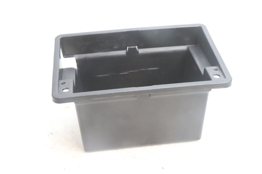 photo de BATTERY BOX JM MOTORS SANTANA EVO 50 (2024 - 2026) - Main view