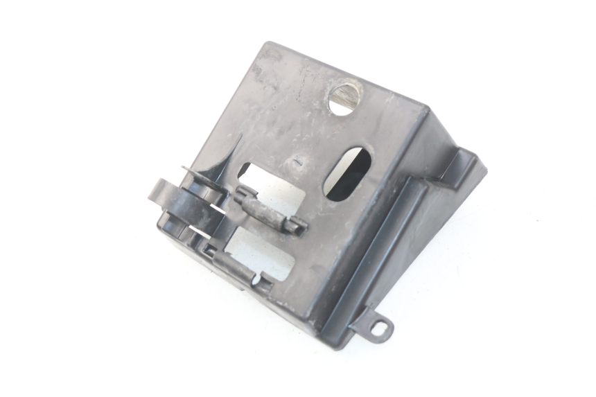 photo de BATTERY BOX PEUGEOT SC 50 (1988 - 1992) - Alternative perspective