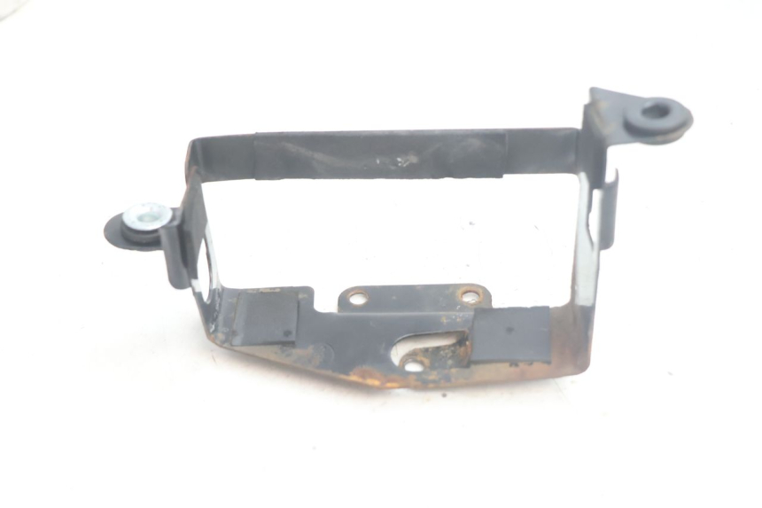 photo de BATTERY BOX MASH SEVENTY FIVE 125 (2013 - 2021) - Zoom on usage condition