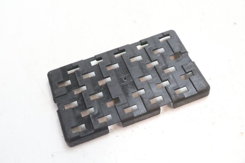 photo de BATTERY BOX SUZUKI SV S 650 (2003 - 2009) - Alternative perspective
