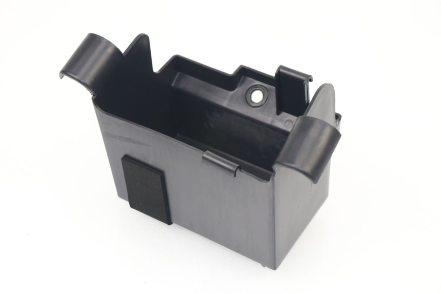 photo de BATTERY BOX DAELIM VJ ROADWIN 125 (2004 - 2007) - Component detail