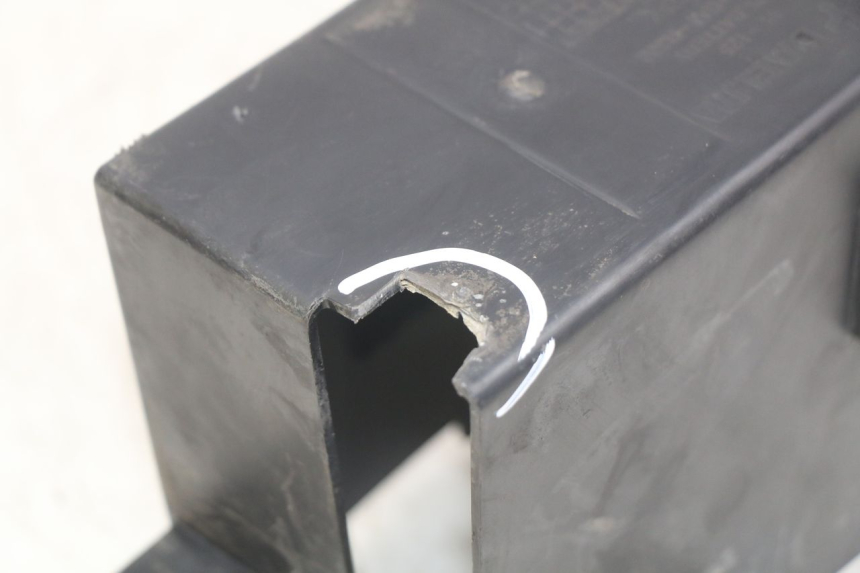 photo de BATTERY TRAY DAELIM VL DAYSTAR 125 (2000 - 2011) - Component detail