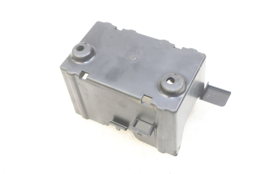 photo de BATTERY TRAY SYM WOLF SB 125 (2011 - 2018) - Component detail