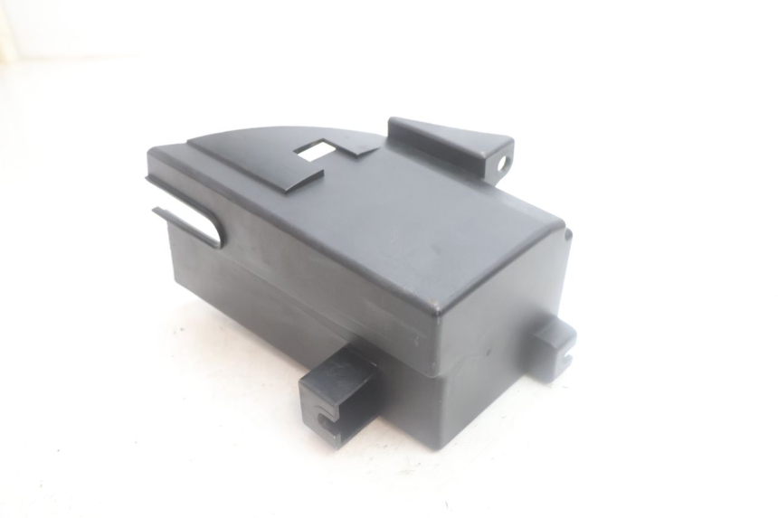 photo de BATTERY TRAY YAMAHA XMAX X-MAX 125 (2006 - 2009) - Technical close-up