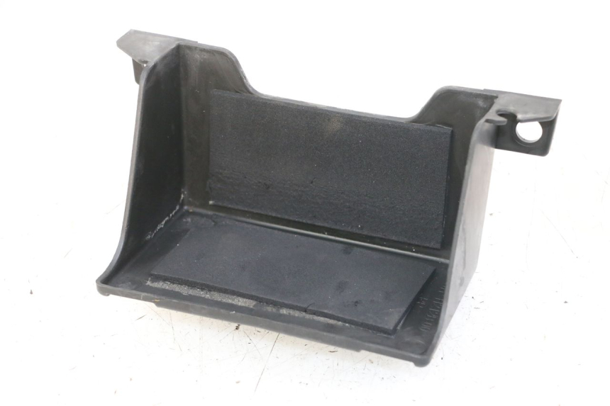 photo de BATTERY TRAY YAMAHA X-MAX XMAX ABS 250 (2010 - 2014) - Alternative perspective